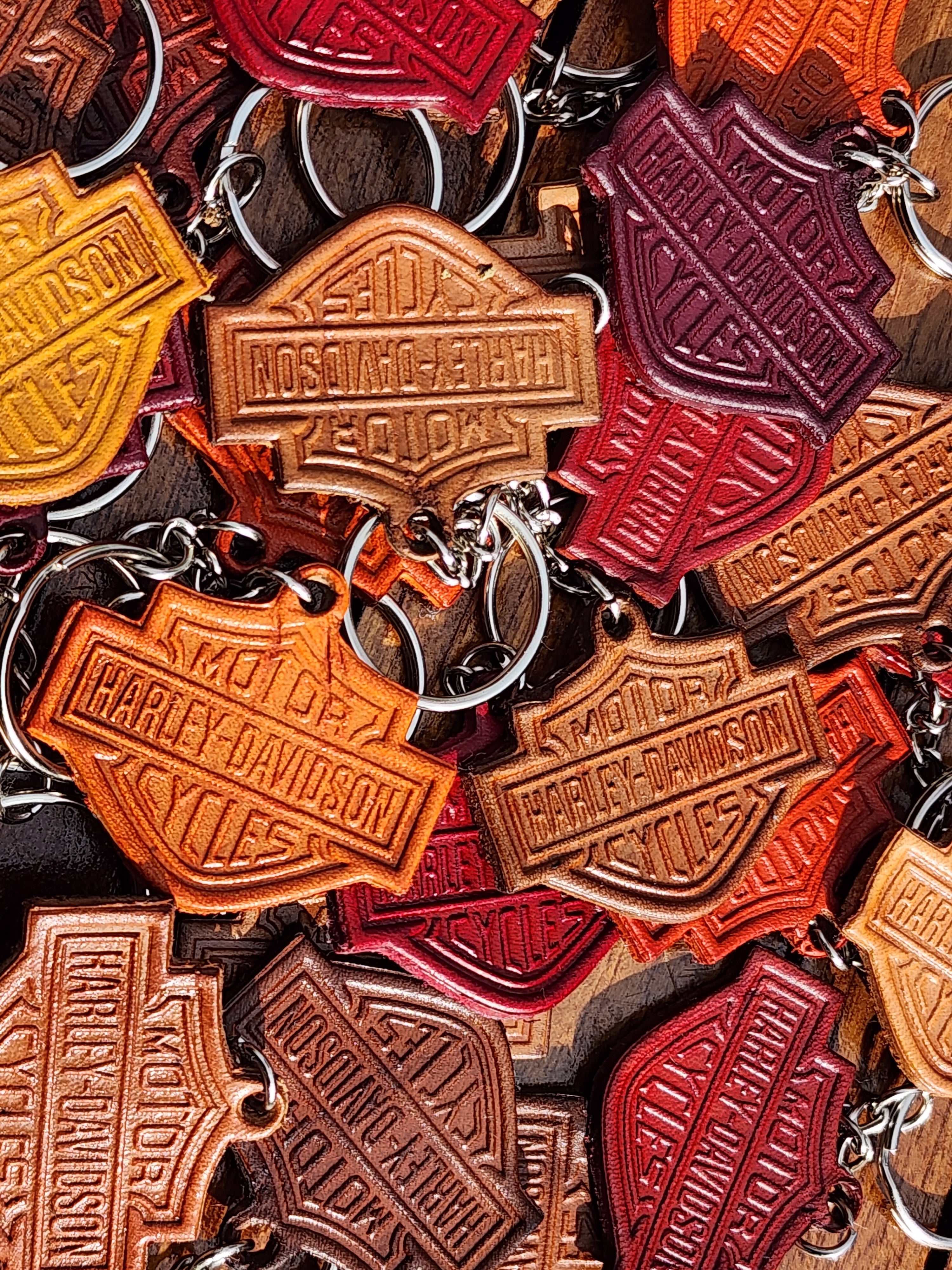 different Colored leather key tags of Harley Davidson bar and sheild logo